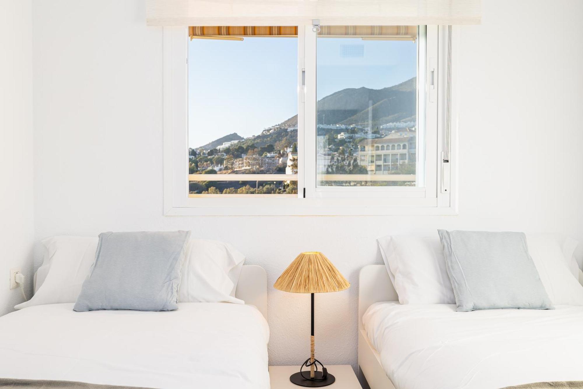 Holidays2Nueva Torrequebrada 2 Bedrooms And 2 Bathrooms, Terrace, Community Pool And Garage Benalmádena Exterior foto